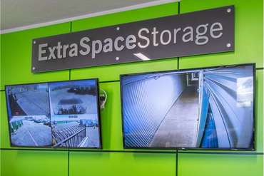 Extra Space Storage - Self-Storage Unit in Hemet, CA