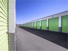 Extra Space Storage - Self-Storage Unit in Santee, CA
