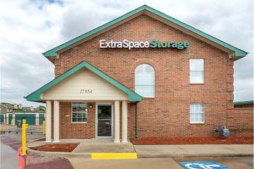 Extra Space Storage - 17854 Preston Rd Dallas, TX 75252