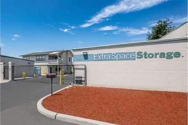 Extra Space Storage - Self-Storage Unit in Salinas, CA