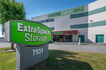 Extra Space Storage - 7531 McFadden Ave, Huntington Beach, CA 92647