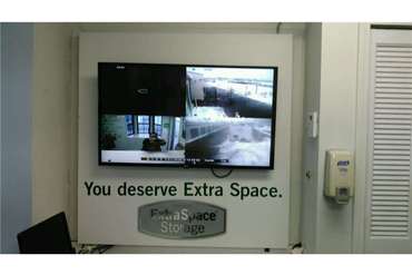 Extra Space Storage - 1150 Coolidge Hwy Troy, MI 48084