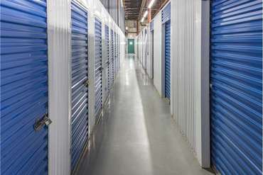 Extra Space Storage - 5140 River Rd Bethesda, MD 20816