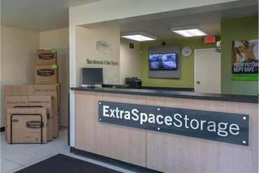 Extra Space Storage - 49215 Van Dyke Ave Shelby Township, MI 48317