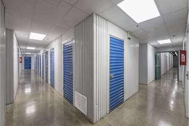 Extra Space Storage - Self-Storage Unit in Redwood City, CA