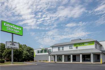 Extra Space Storage - 19500 Frederick Rd Germantown, MD 20876