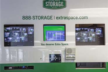 Extra Space Storage - 1001 N Fillmore St Arlington, VA 22201