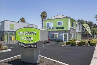 Extra Space Storage - Self-Storage Unit in Pleasanton, CA