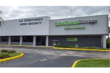Extra Space Storage - Self-Storage Unit in North Fort Myers, FL