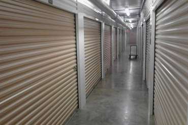 Extra Space Storage - Self-Storage Unit in Auburndale, FL