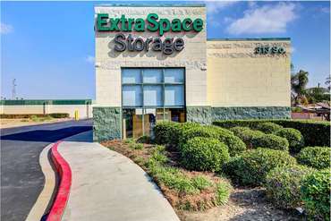 Extra Space Storage - Self-Storage Unit in Rialto, CA