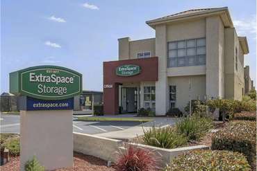 Extra Space Storage - 1520 Willow Rd, Menlo Park, CA 94025