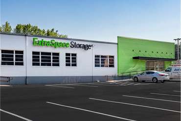 Extra Space Storage - 184 Fenn Rd, Newington, CT 06111