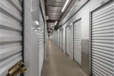 Extra Space Storage - Self-Storage Unit in Sarasota, FL