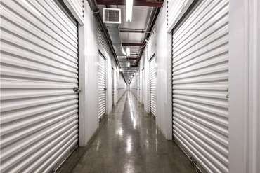 Extra Space Storage - Self-Storage Unit in La Quinta, CA