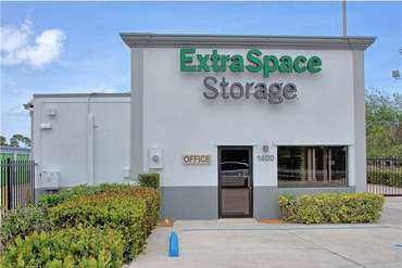 Extra Space Storage - Self-Storage Unit in Jensen Beach, FL