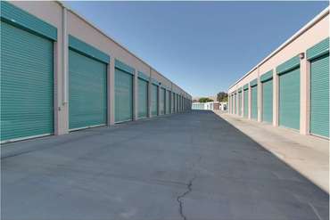 Extra Space Storage - Self-Storage Unit in Thousand Palms, CA