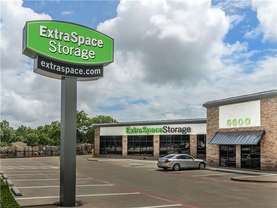 Extra Space Storage - Self-Storage Unit in Plano, TX