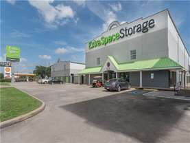 Extra Space Storage - Self-Storage Unit in Houston, TX