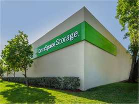 Extra Space Storage - Self-Storage Unit in Fort Lauderdale, FL