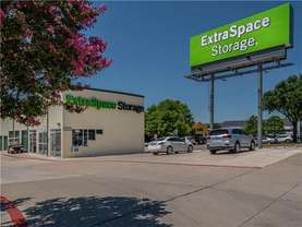 Extra Space Storage - Self-Storage Unit in Irving, TX