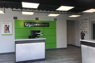 Extra Space Storage - Self-Storage Unit in Englewood, FL