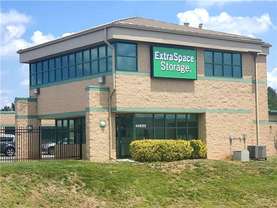 Extra Space Storage - Self-Storage Unit in Ashburn, VA
