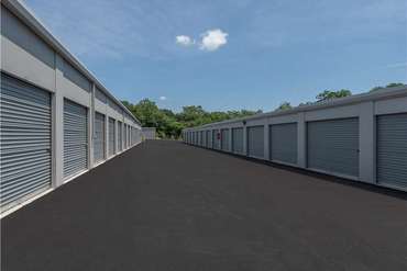 Extra Space Storage - 707 S Caton Ave Baltimore, MD 21229