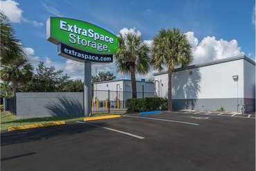 Extra Space Storage - 3455 Forest Hill Blvd West Palm Beach, FL 33406