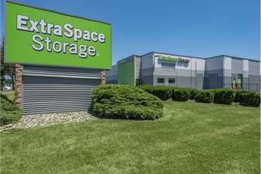Extra Space Storage - 2870 Brunswick Pike Lawrence Township, NJ 08648
