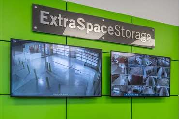 Extra Space Storage - 1301 S Cicero Ave Cicero, IL 60804