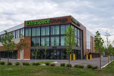 Extra Space Storage - 24200 Gratiot Ave Eastpointe, MI 48021