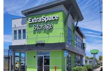 Extra Space Storage - 17575 S Western Ave Gardena, CA 90248