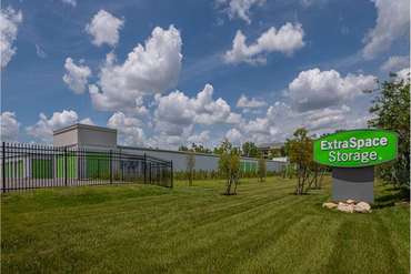 Extra Space Storage - 3151 Winkler Ave Fort Myers, FL 33916