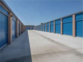 Extra Space Storage - Self-Storage Unit in Goleta, CA