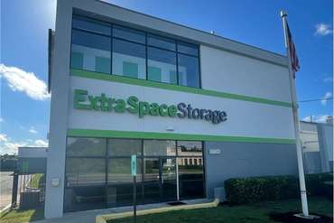 Extra Space Storage - 380 Oakwood Rd Huntington Station, NY 11746
