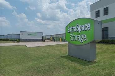 Extra Space Storage - 6750 Mandy Ln Fort Worth, TX 76112