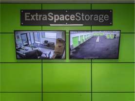Extra Space Storage - Self-Storage Unit in Paramount, CA