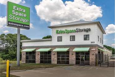 Extra Space Storage - 303 E Hwy 67 Duncanville, TX 75137