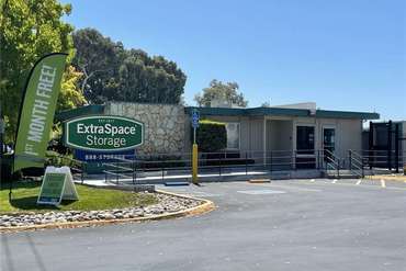 Extra Space Storage - 1700 De La Cruz Blvd Santa Clara, CA 95050