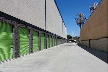 Extra Space Storage - 6241 Maywood Ave Huntington Park, CA 90255