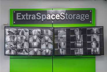 Extra Space Storage - 10800 Central Ave Chicago Ridge, IL 60415