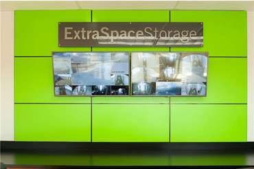 Extra Space Storage - 1455 Hwy 66 Garland, TX 75040