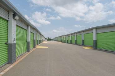 Extra Space Storage - 701 E Mid Cities Blvd Euless, TX 76039
