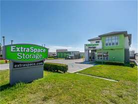 Extra Space Storage - Self-Storage Unit in Stanton, CA