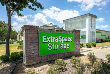 Extra Space Storage - 1928 Brumlow Ave Southlake, TX 76092