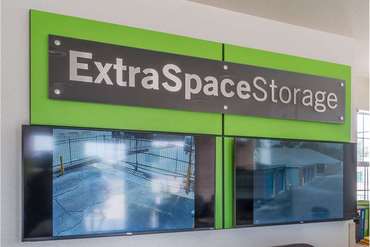 Extra Space Storage - 3335 W Northwest Hwy Dallas, TX 75220