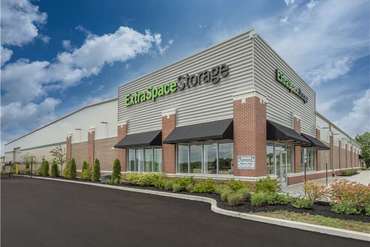 Extra Space Storage - 201 Virginia Rd Crystal Lake, IL 60014