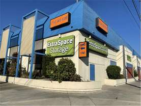 Extra Space Storage - Self-Storage Unit in Anaheim, CA