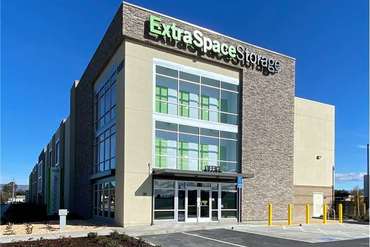 Extra Space Storage - Self-Storage Unit in Newark, CA